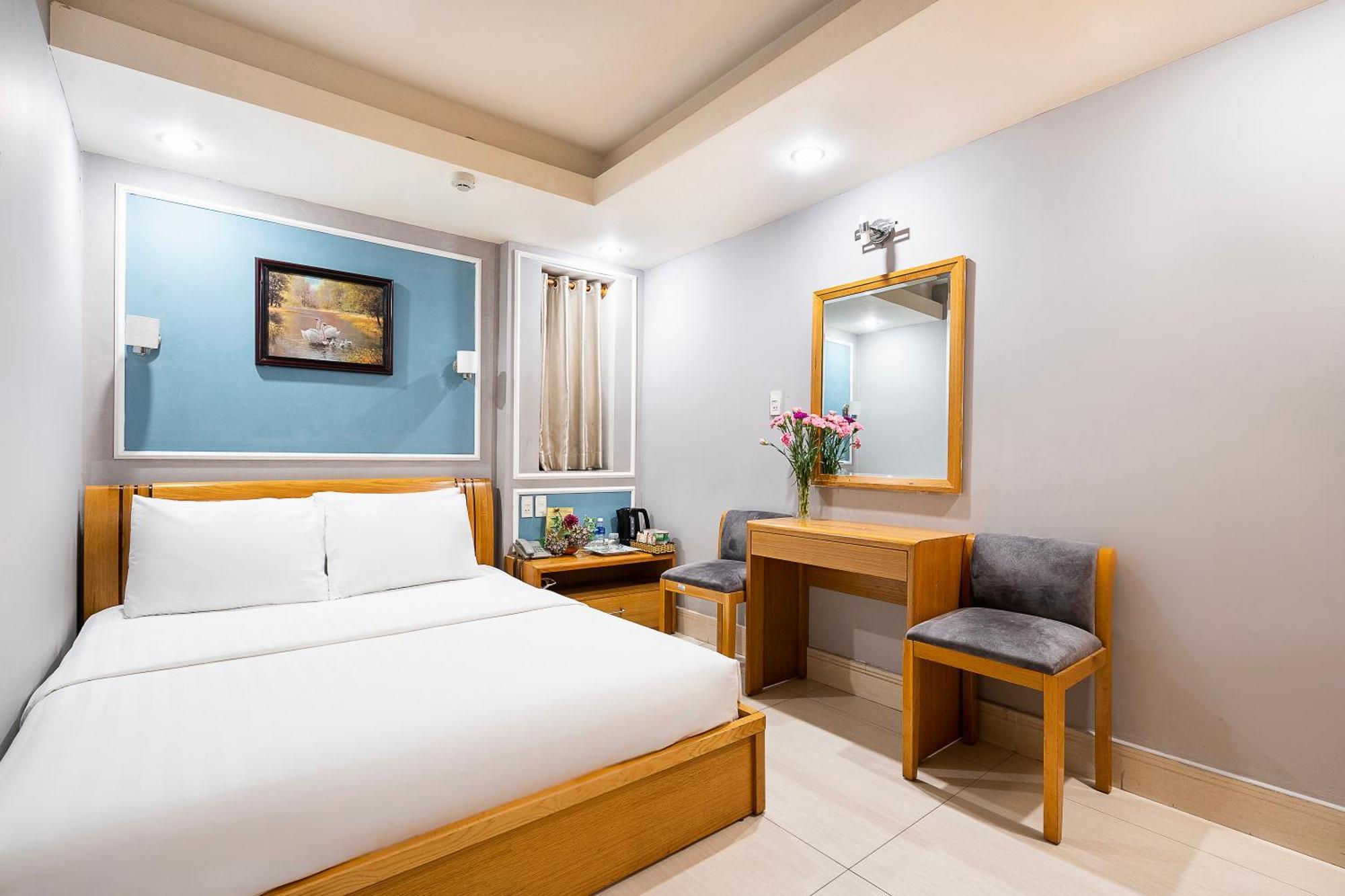 Lucky Star Hotel - Bui Vien Walking Street Ho Chi Minh-staden Exteriör bild