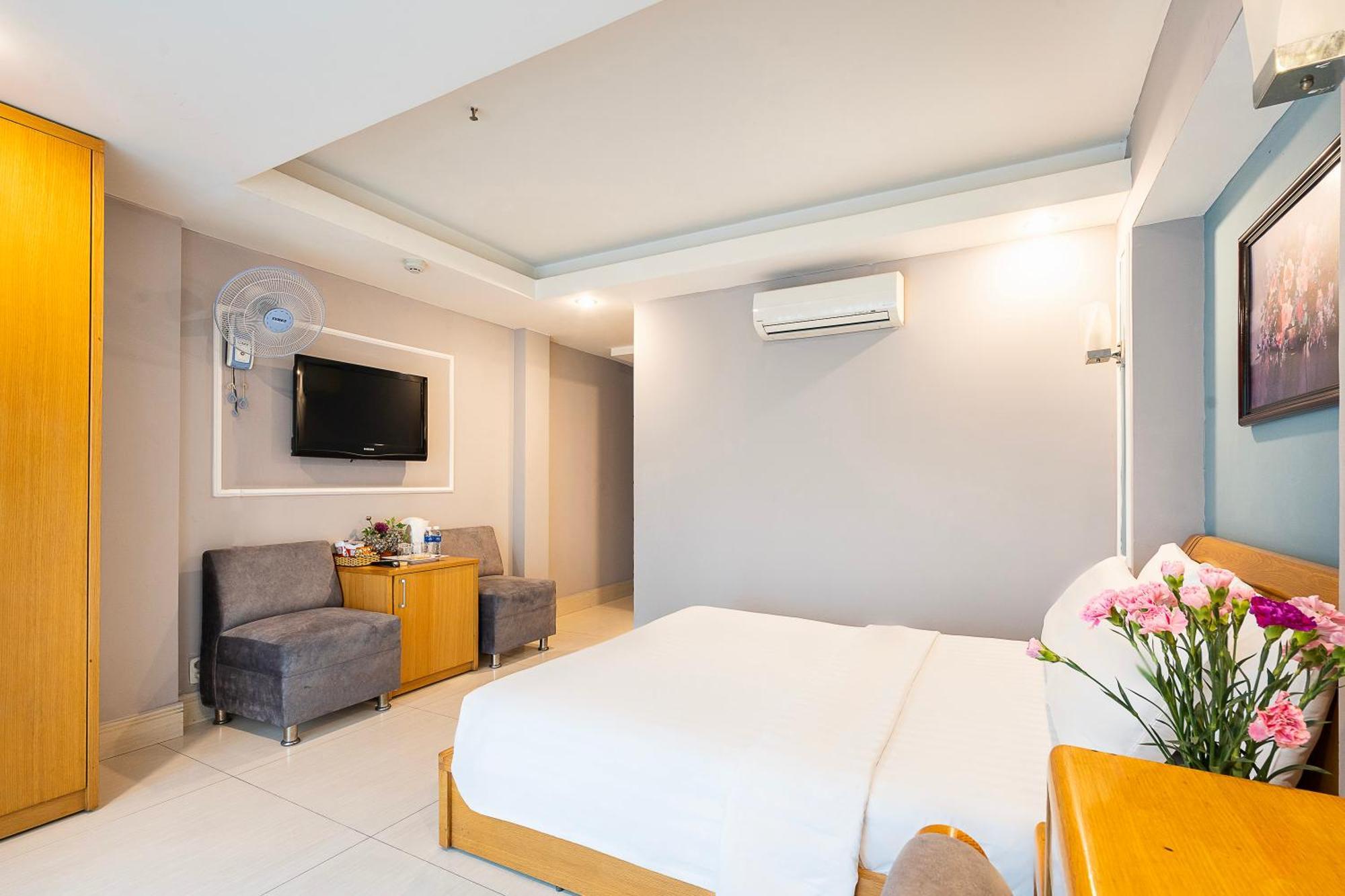 Lucky Star Hotel - Bui Vien Walking Street Ho Chi Minh-staden Exteriör bild