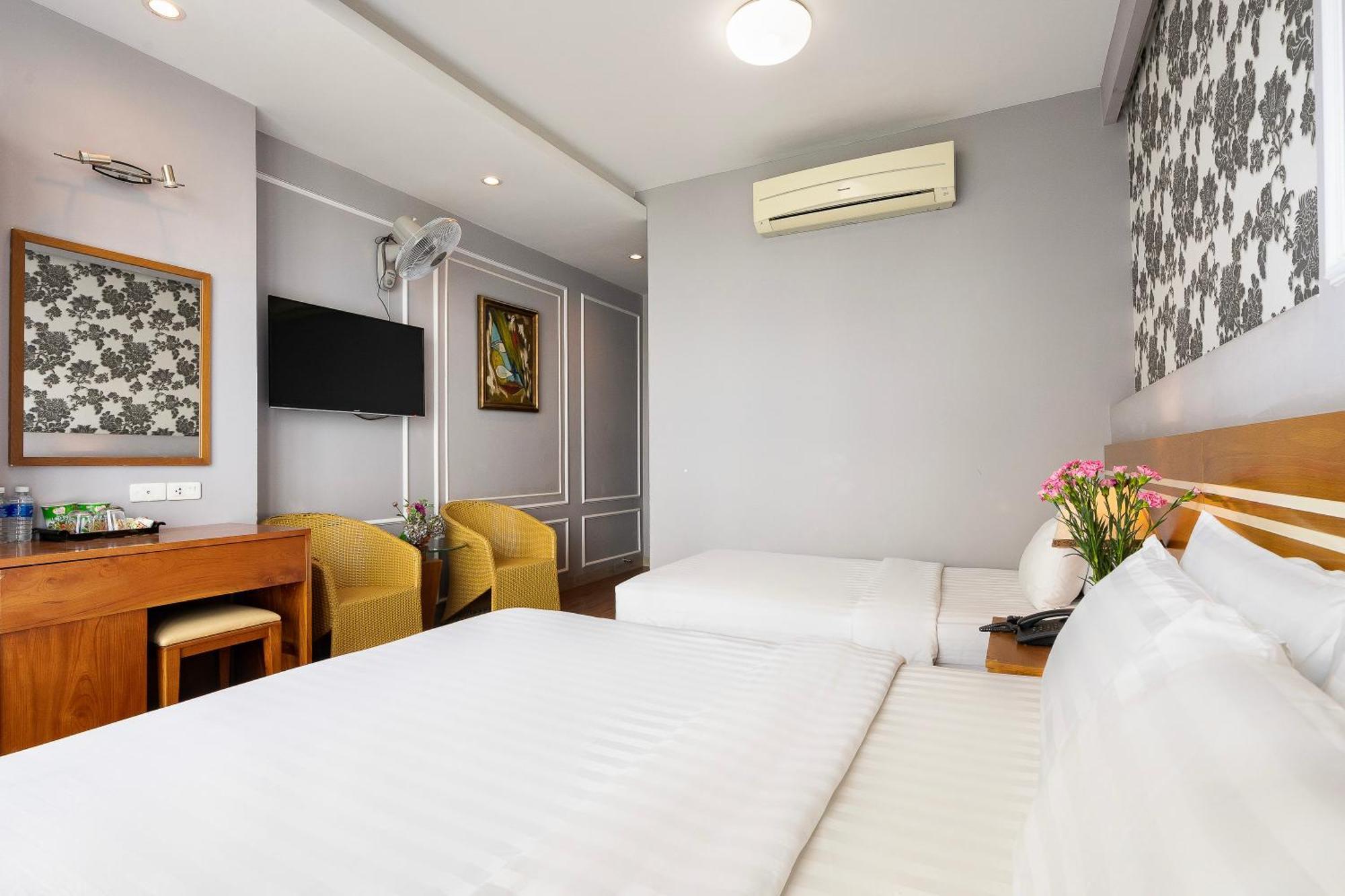Lucky Star Hotel - Bui Vien Walking Street Ho Chi Minh-staden Exteriör bild